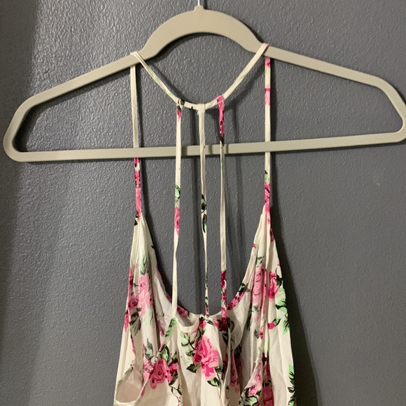 Top - Picture 2 of 3